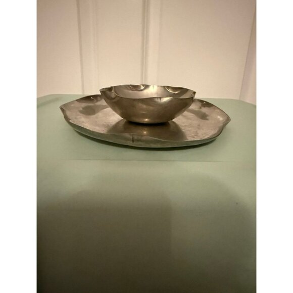 Vintage Nutmeg Pewter SWR | Scalloped Bowl and Plate Set - Picture 2 of 10